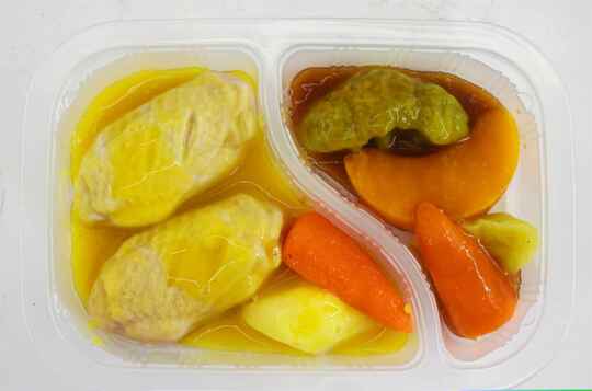 咖喱雞翼風味慕斯軟餐(便當)