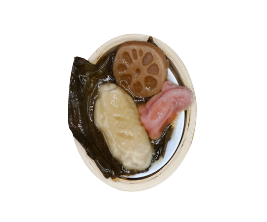 荷葉臘腸蒸雞 Steamed Chicken with Smoked Pork Sausage Mousse